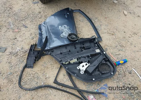 2022 Toyota Corolla Le из США, поврежденный, VIN JTDEPMAE8N3010655